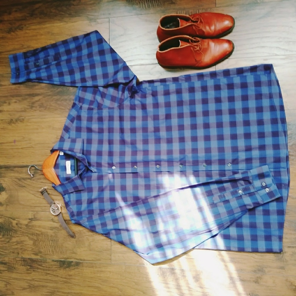 Calvin Klein button down - Picture 4 of 5